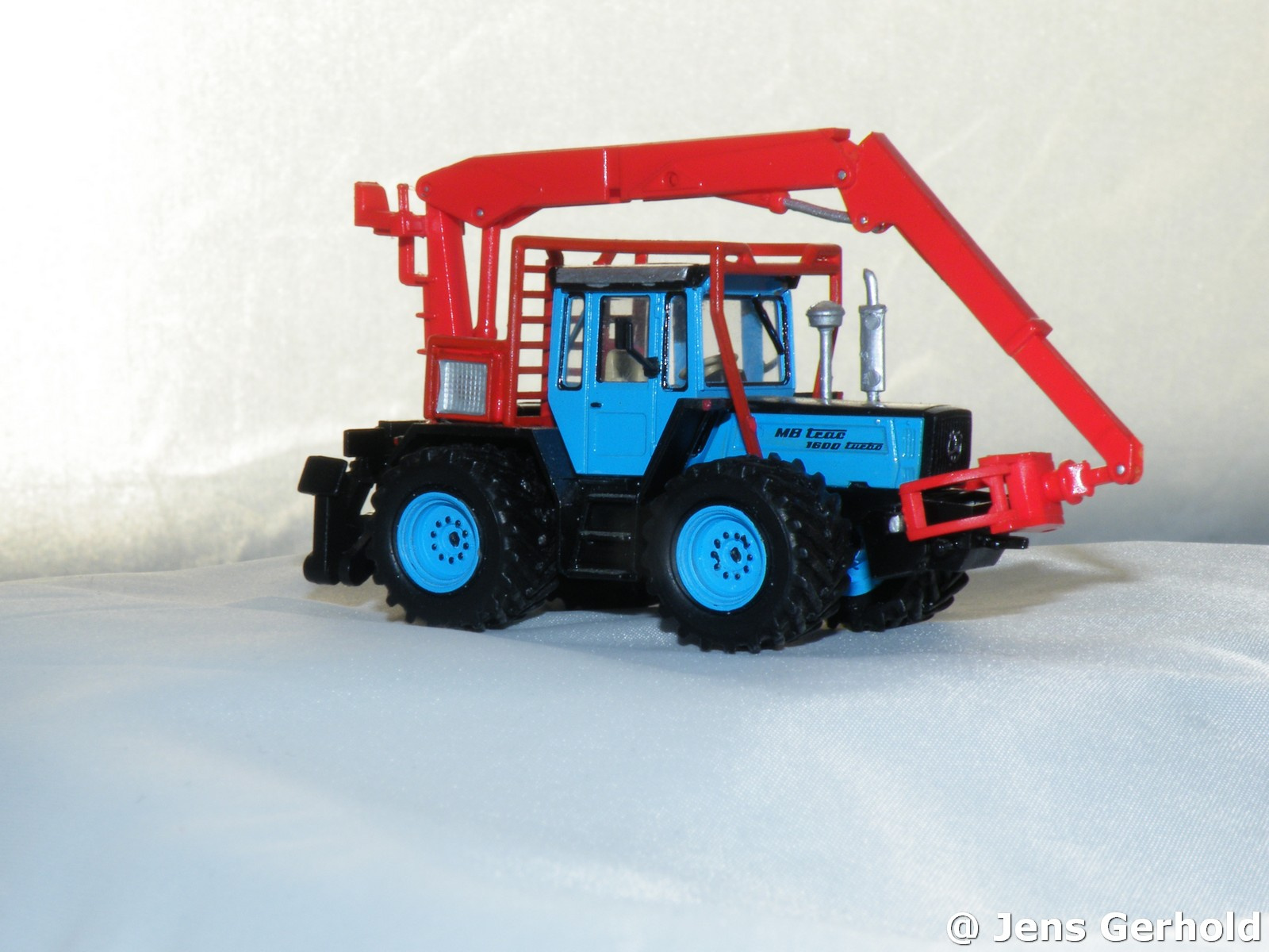 MB-Trac 1600 Forstkran